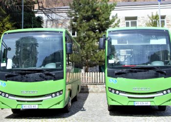 საზოგადოებრივი ტრანპორტი ფუნქციონირებას იწყებს.