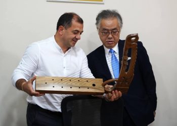 შეხვედრა იაპონიის ელჩთან