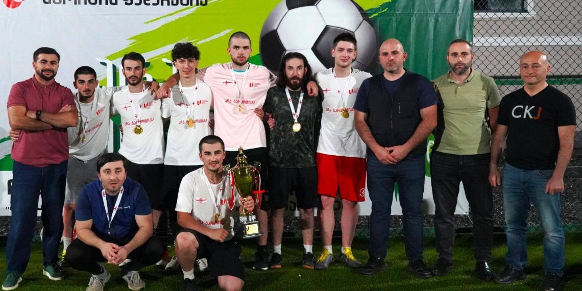 მინი ფეხბურთი