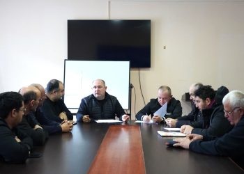 კომისიის სხდომა